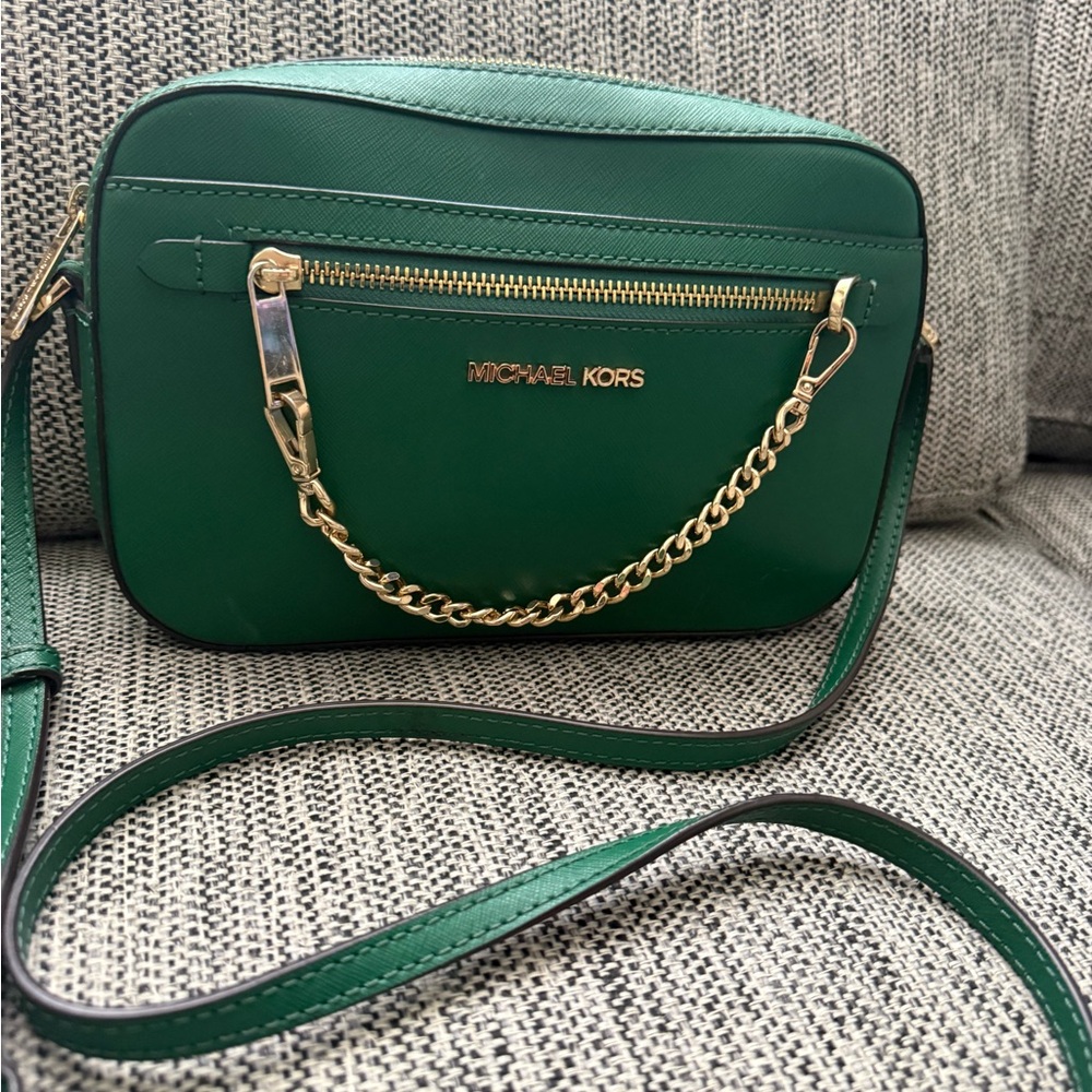 Michael Kors Emerald Saffiano Leather Crossbody with Gold Chain - Picture 2 of 7